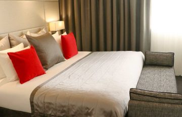 a1285830ae6e6b17b97dea0ec14b798a5ea5bf6f